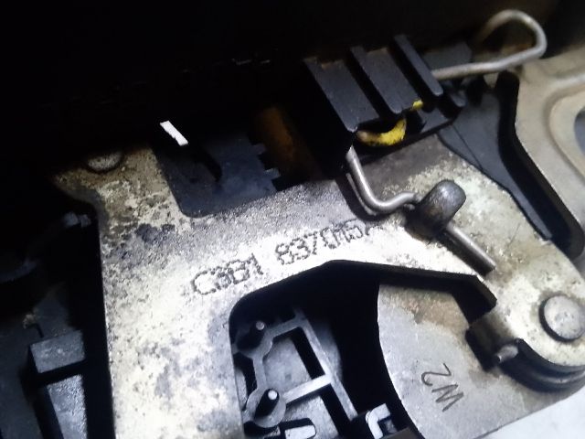 bontott VW GOLF IV Bal első Ajtózár