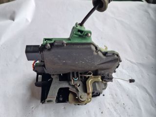 bontott VW GOLF IV Bal első Ajtózár