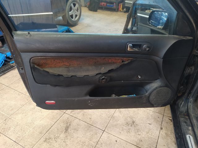 bontott VW GOLF IV Bal első Belső Kilincs