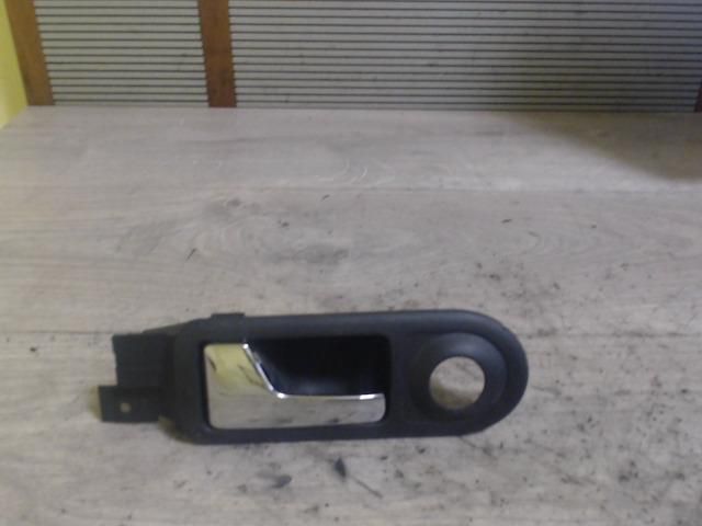 bontott VW GOLF IV Bal első Belső Kilincs