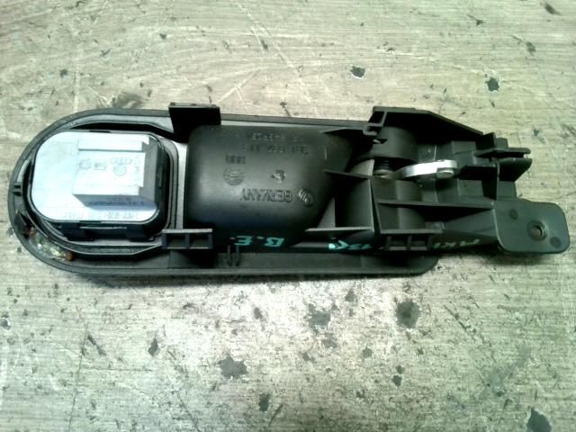 bontott VW GOLF IV Bal első Belső Kilincs