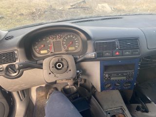 bontott VW GOLF IV Bal első Belső Kilincs