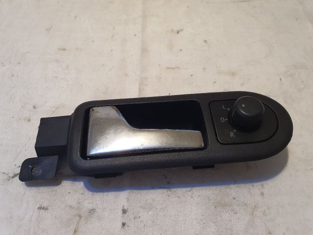 bontott VW GOLF IV Bal első Belső Kilincs