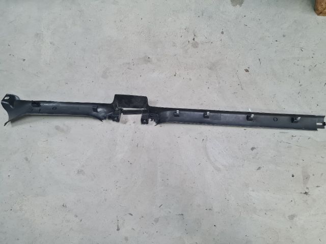 bontott VW GOLF IV Bal első Belső Küszöb Burkolat