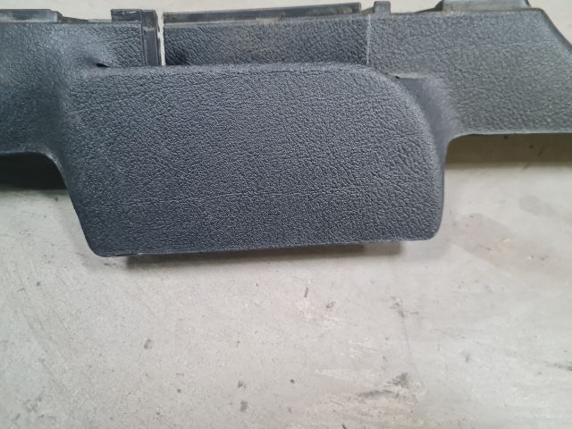 bontott VW GOLF IV Bal első Belső Küszöb Burkolat