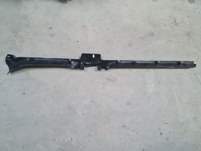 bontott VW GOLF IV Bal első Belső Küszöb Burkolat