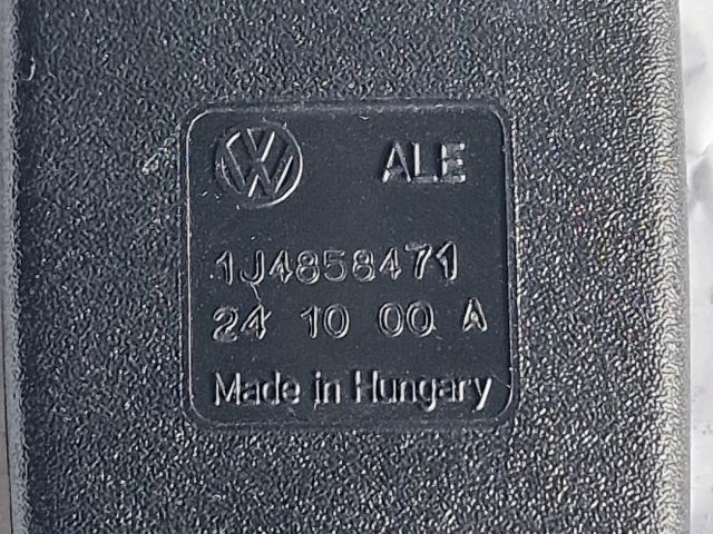 bontott VW GOLF IV Bal első Biztonsági Öv Csat