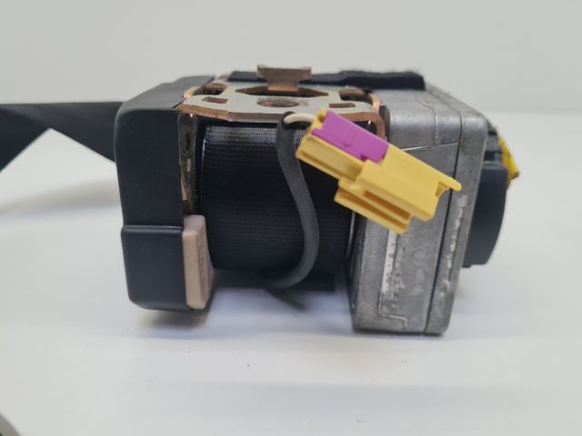 bontott VW GOLF IV Bal első Biztonsági Öv