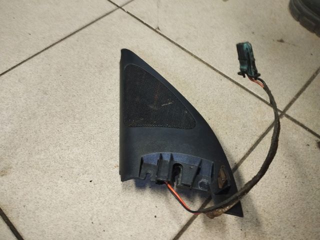 bontott VW GOLF IV Bal első Hangszóró