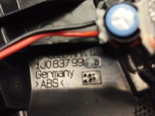 bontott VW GOLF IV Bal első Hangszóró