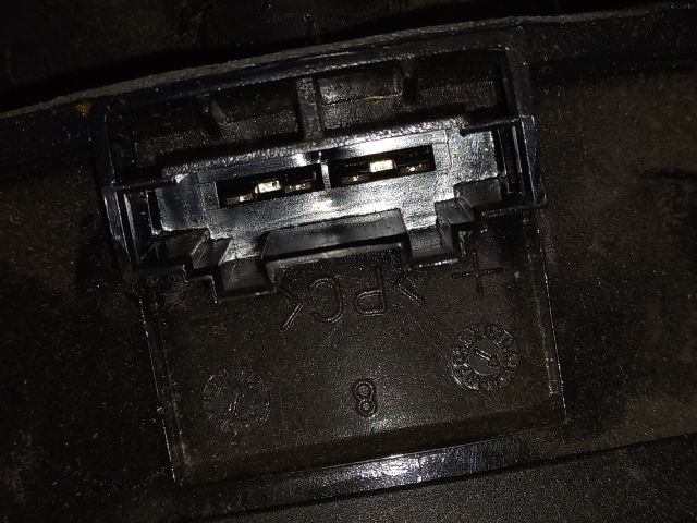 bontott VW GOLF IV Bal első Hangszóró