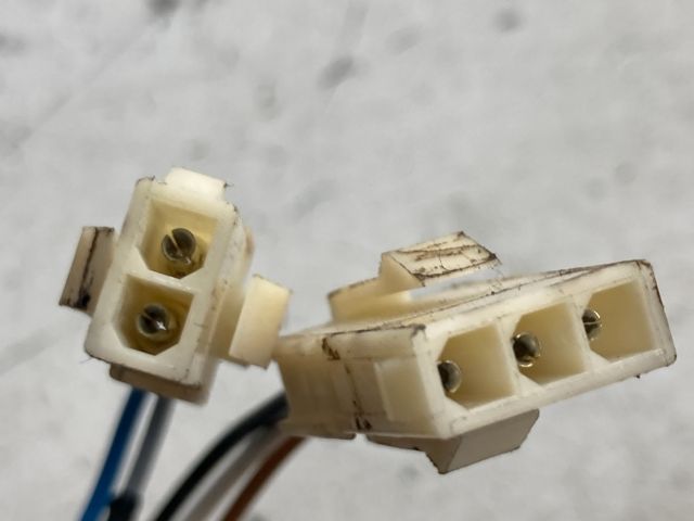 bontott VW GOLF IV Bal első Központizár Motor