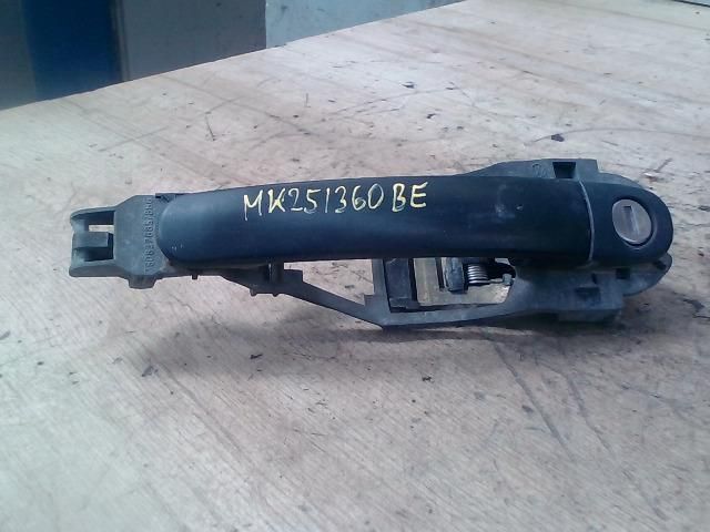 bontott VW GOLF IV Bal első Külső Kilincs