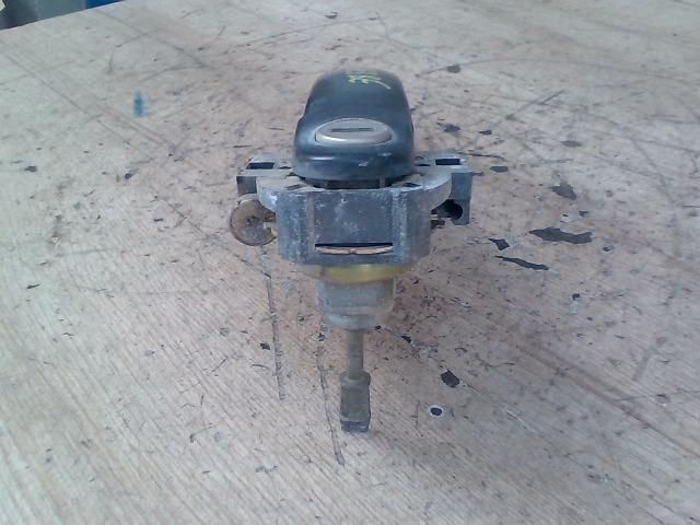 bontott VW GOLF IV Bal első Külső Kilincs