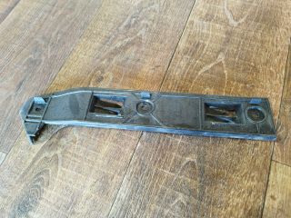 bontott VW GOLF IV Bal első Oldal Lökhárító Tartó (Műanyag)