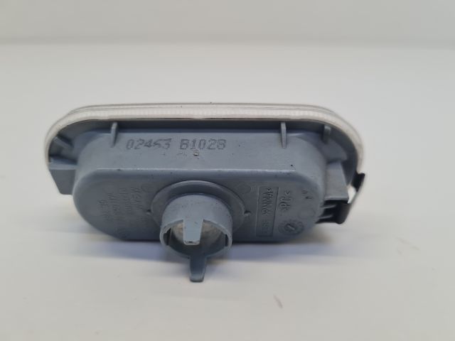 bontott VW GOLF IV Bal első Sárvédő Irányjelző