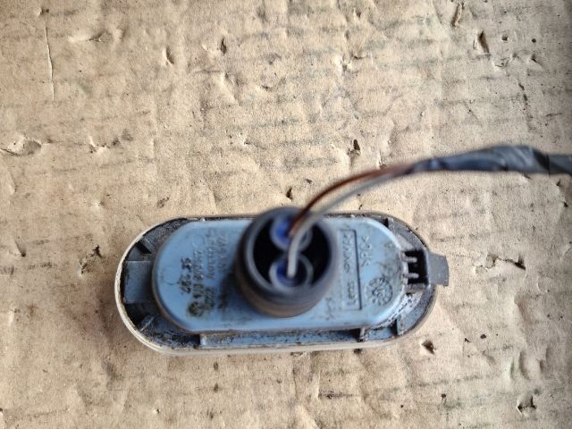 bontott VW GOLF IV Bal első Sárvédő Irányjelző