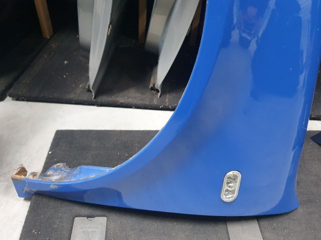 bontott VW GOLF IV Bal első Sárvédő