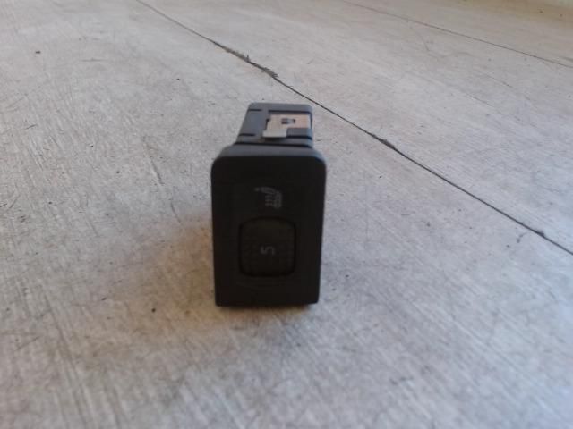 bontott VW GOLF IV Bal első Ülésfűtés Kapcsoló