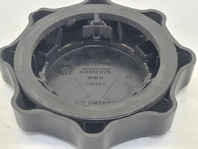 bontott VW GOLF IV Bal első Üléstámla állító