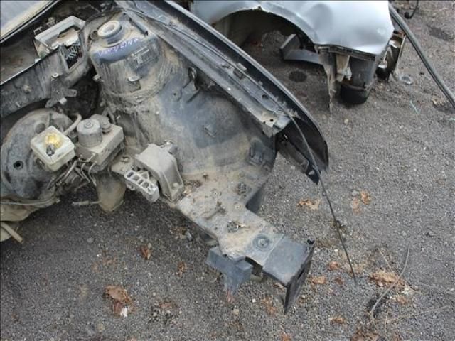 bontott VW GOLF IV Bal első Ütközéscsillapító