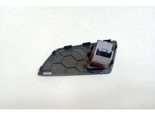 bontott VW GOLF IV Bal első Zárbetét