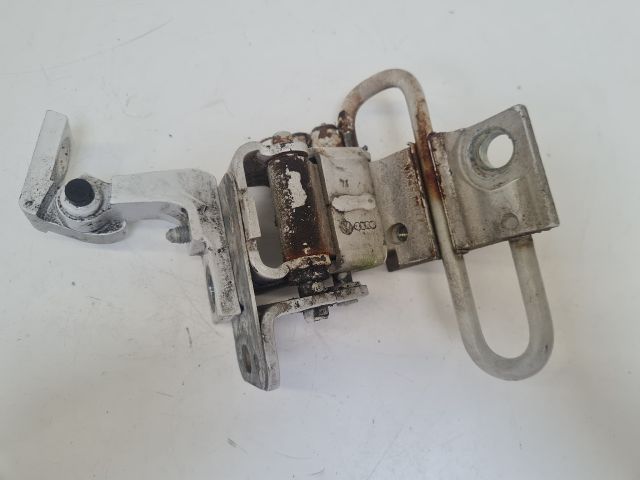 bontott VW GOLF IV Bal első Zsanér