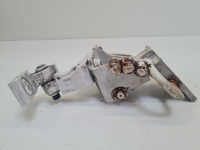 bontott VW GOLF IV Bal első Zsanér