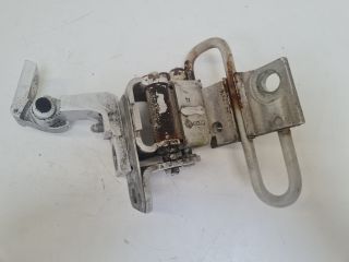 bontott VW GOLF IV Bal első Zsanér