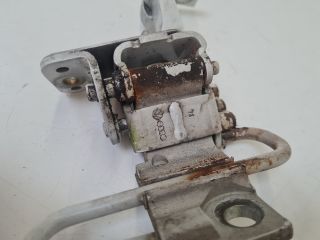 bontott VW GOLF IV Bal első Zsanér