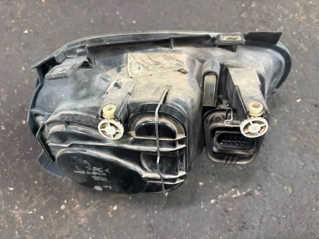 bontott VW GOLF IV Bal Fényszóró