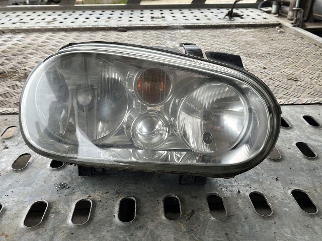 bontott VW GOLF IV Bal Fényszóró