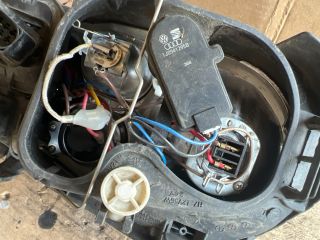 bontott VW GOLF IV Bal Fényszóró