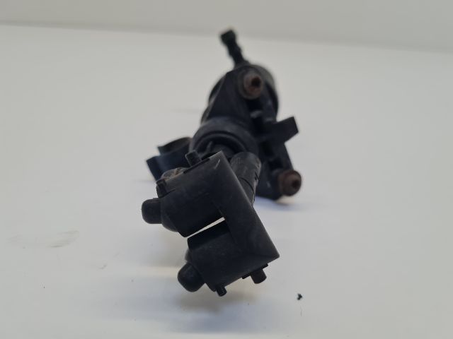 bontott VW GOLF IV Bal Fényszórómosó Fúvóka