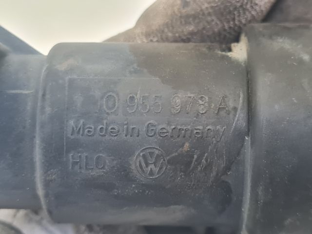 bontott VW GOLF IV Bal Fényszórómosó Fúvóka