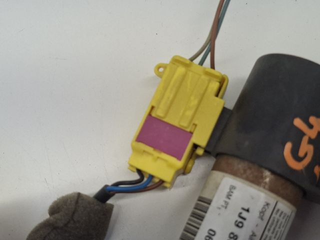 bontott VW GOLF IV Bal Függönylégzsák és Oldallégzsák