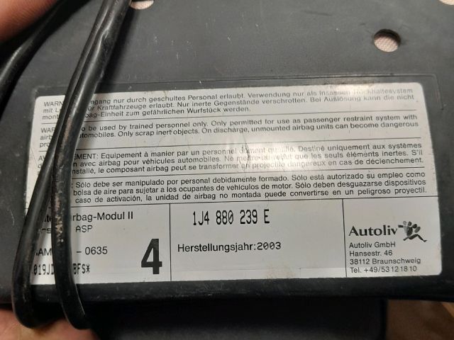 bontott VW GOLF IV Bal Függönylégzsák és Oldallégzsák