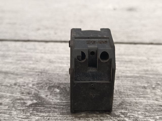 bontott VW GOLF IV Bal hátsó Ablakemelő Kapcsoló