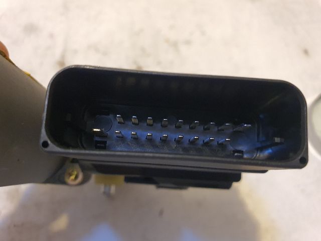 bontott VW GOLF IV Bal hátsó Ablakemelő Motor