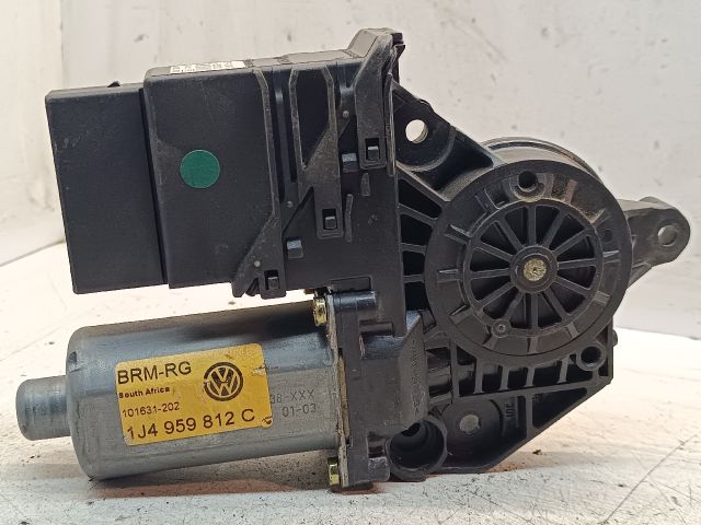 bontott VW GOLF IV Bal hátsó Ablakemelő Motor