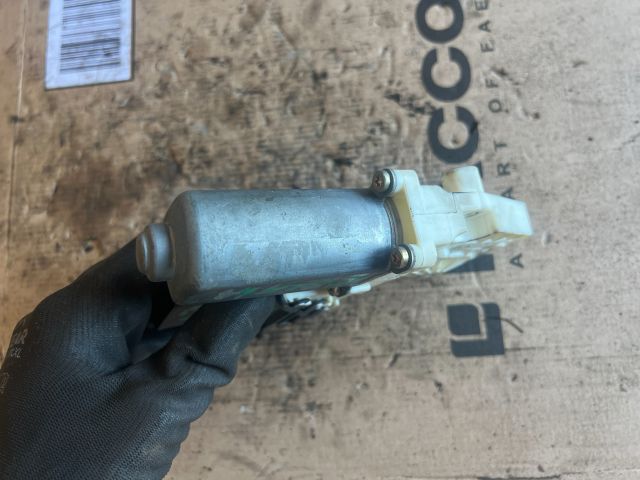 bontott VW GOLF IV Bal hátsó Ablakemelő Motor