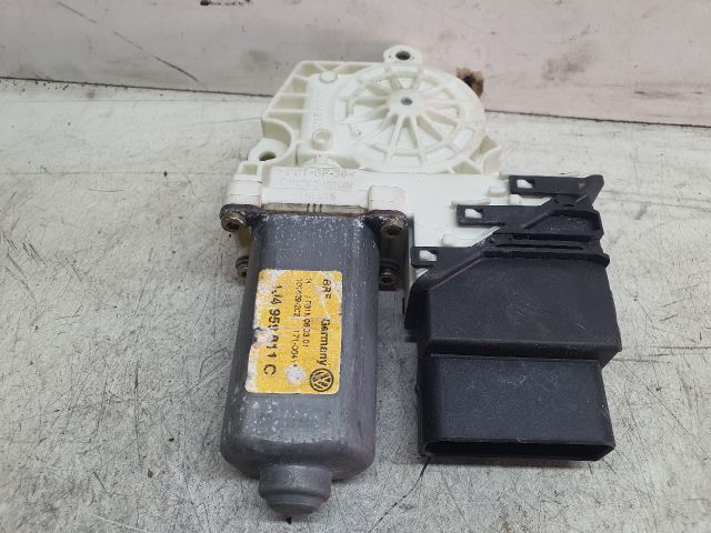 bontott VW GOLF IV Bal hátsó Ablakemelő Motor