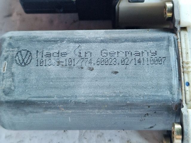 bontott VW GOLF IV Bal hátsó Ablakemelő Motor