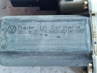 bontott VW GOLF IV Bal hátsó Ablakemelő Motor