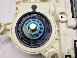 bontott VW GOLF IV Bal hátsó Ablakemelő Motor