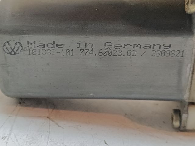 bontott VW GOLF IV Bal hátsó Ablakemelő Motor