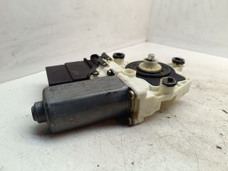 bontott VW GOLF IV Bal hátsó Ablakemelő Motor