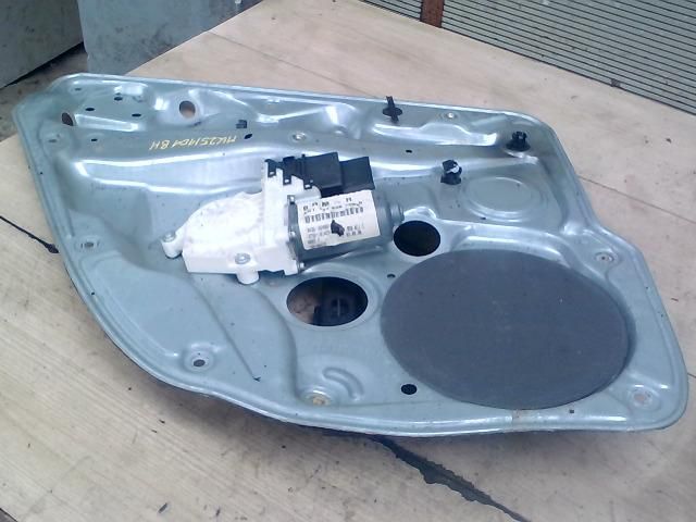 bontott VW GOLF IV Bal hátsó Ablakemelő Szerkezet (Elektromos)