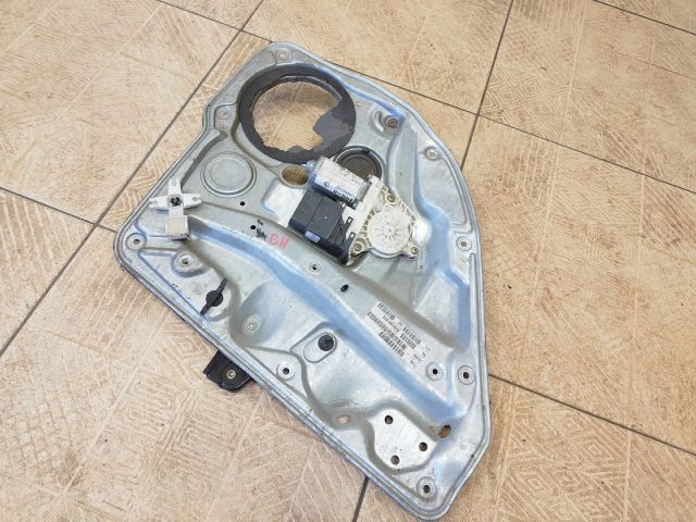 bontott VW GOLF IV Bal hátsó Ablakemelő Szerkezet (Elektromos)