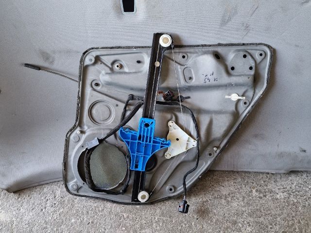 bontott VW GOLF IV Bal hátsó Ablakemelő Szerkezet (Elektromos)
